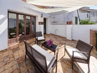 high capacity, bathroom in all rooms, jacuzzi, natural activities