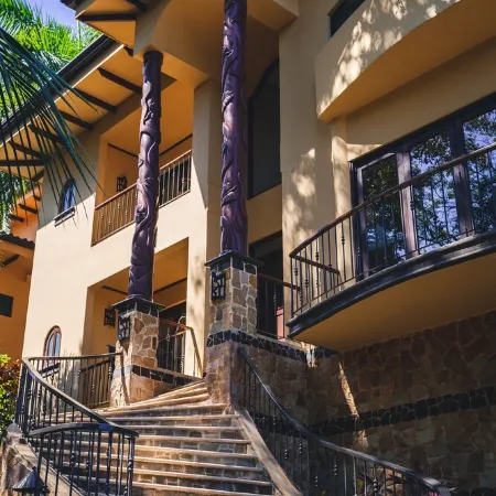 Ocean View, Full Time Staff, Concierge Services. Winner 2013 - 2026 Top Rental