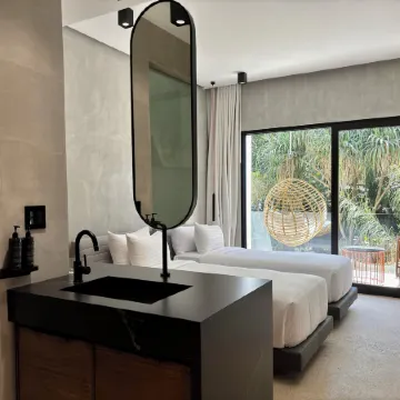 Blooma Boutique Hotel & Kosher Restaurant