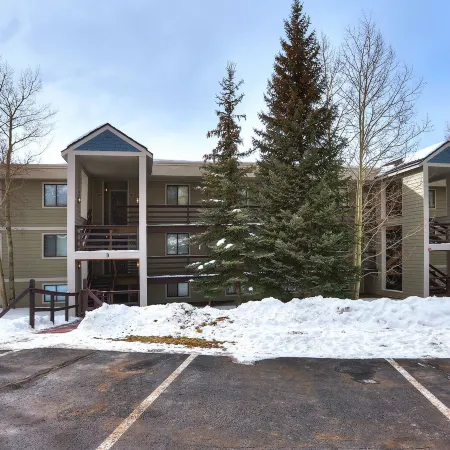 303D Dillon Bay 2Br Awesome Views 2 Bedroom Condo by RedAwning