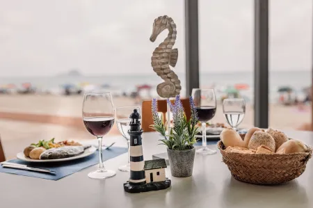 Hotel Apartamentos Londres la Manga Отели в г. Cabo de Palos