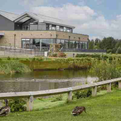 14 Fairways Hotel Exterior