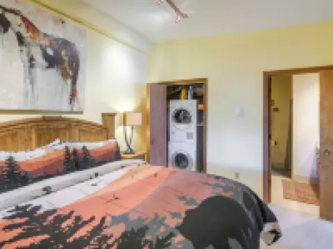 Mtn-View Balcony! Walkable Ketchum Condo Hotels in Ketchum