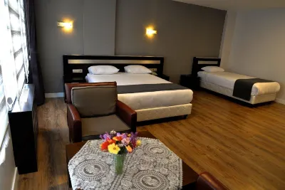 Grand Park Hotel