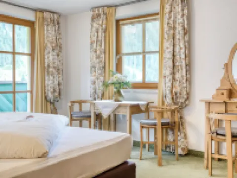 Hotel Edelweiß-Schlössl Hotels in Gemeinde Kappl
