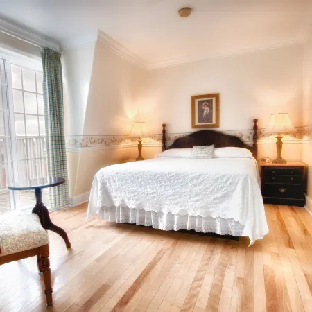 Telegraph House Motel