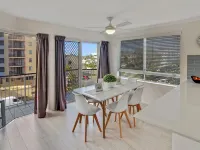 Mainsail8- Mooloolaba Beach