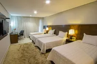 Hotel le Pelican Hotels in der Nähe von Plaza 12 De Junio