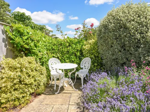 Nutwood Hotels in Charmouth