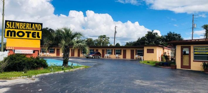 Slumberland Motel Hotels in Sanford