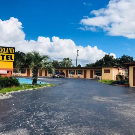 Slumberland Motel