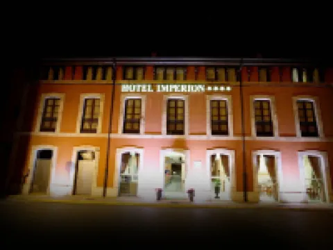 Imperion Hotels in Parres