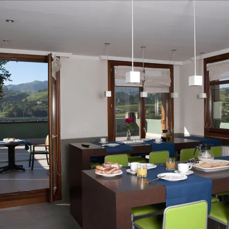 Talaimendi Apartamentuak Zarautz