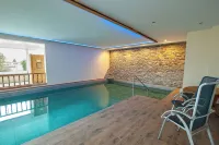 LuCA HOTEL - Swimmingpools