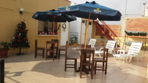 Hospedaje El Álamo Playa Pulpos - Pensions