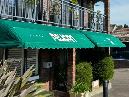 Pelican Motor Inn Отели в г. Меримбула