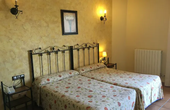 亞諾品尼亞鄉村酒店