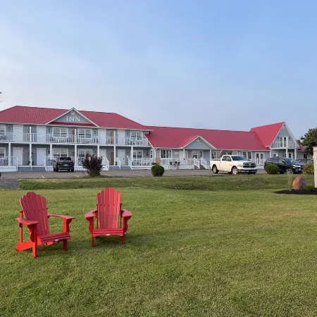 Gateway to Greenwich Suites