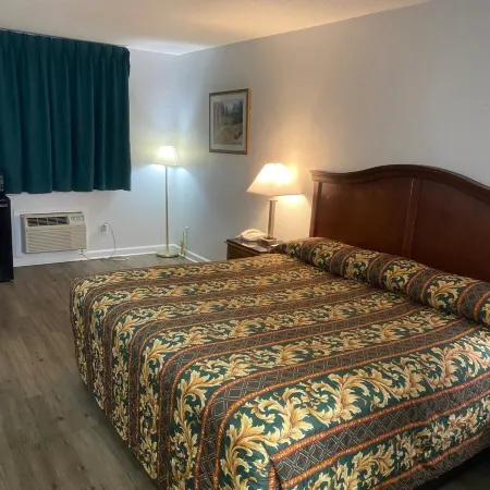 Savannah Lodge