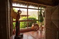 Paradise Hotel Boutique & Lounge