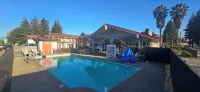 National 9 Motel Hotels in Felton