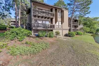 Lakeview Condo w/ Resort Pool: 2 Miles to Golf! - balcony