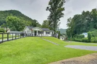 Mullens Home - Close to Hatfield-McCoy Trailhead! - 3-Star