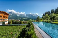 Hotel der Bär - Pools