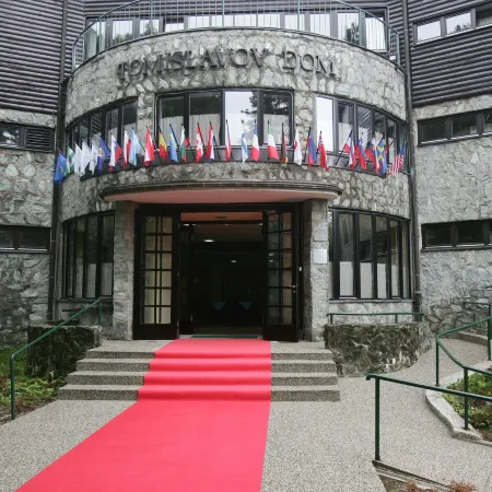 Hotel Tomislavov Dom