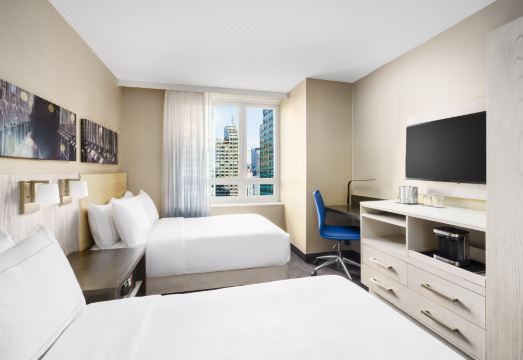 더블트리 바이 힐튼