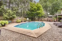 3 Mi to Downtown Inviting Lancaster Home! - 3-Star