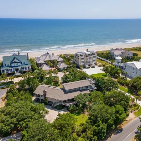 Natural And Serene Home Away From Home 5 Bedroom Home by Peace Vacations