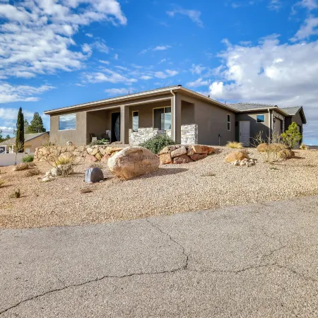 Toquerville Vacation Rental, Near State Parks!