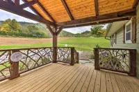 Near Hiking + Wineries! Newland Retreat w/ Creek - 무료 와이파이