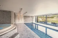 Domaine Sur les Sarts - ที่มีสปา