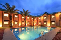 Microtel by Wyndham Cabanatuan فنادق في نويفا