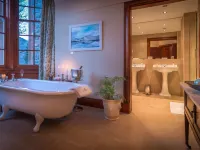 Glencoe House Hotels in Ballachulish