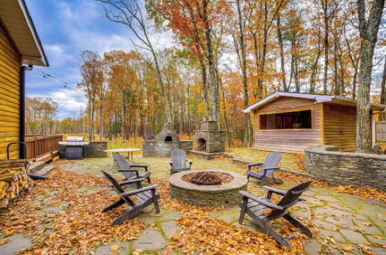 Private Hot Tub on 10 Acres: Cozy Catskill Getaway