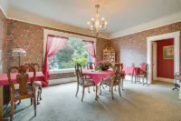 Wine Country Home with Yard Walk to Downtown! - 3-Star
