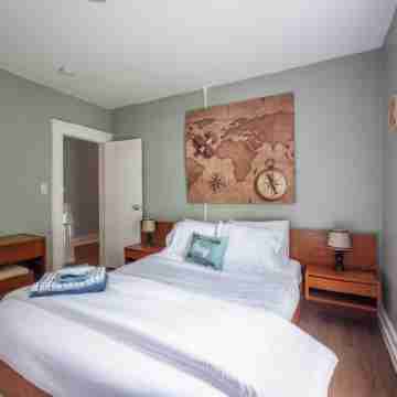 Nautical 3BR Sleeps 8 @ Tweed Airport W/ Fire Pit + Smart TVs Near Beach & Yale Rooms