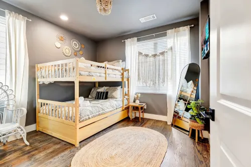 Downtown Nashville Hot Tub Game Room Karaoke