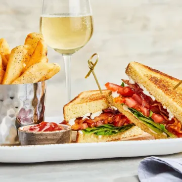 Courtyard Detroit Dearborn