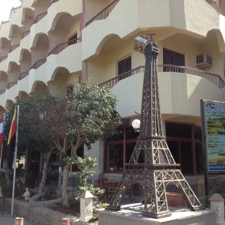 Eiffel Hotel Hurghada