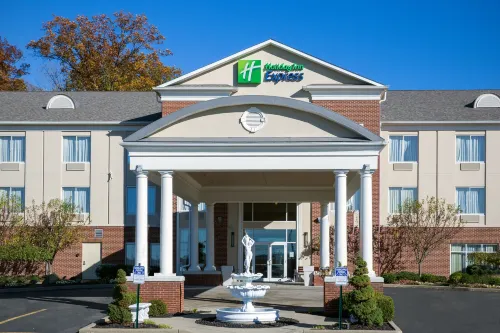 Holiday Inn Express & Suites YOUNGSTOWN N (WARREN/NILES) by IHG - Fitnessstudio
