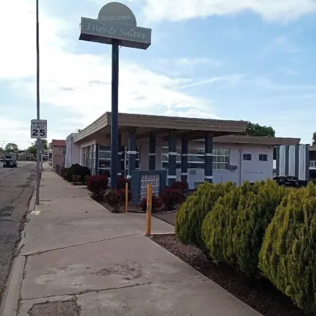 Welcome Inn and Suites