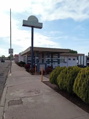 Welcome Inn and Suites