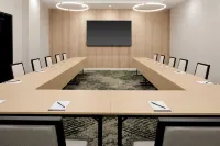 Hyatt Place Montreal Airport