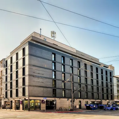 Premier Inn Frankfurt City Europaviertel Отели рядом с достопримечательностью «Выставочный и конгресс-центр Kap Europa»