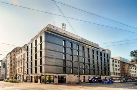 Premier Inn Frankfurt City Europaviertel Hotels near Gutleutviertel