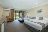 Club Inn Motel Hotel di West Wyalong